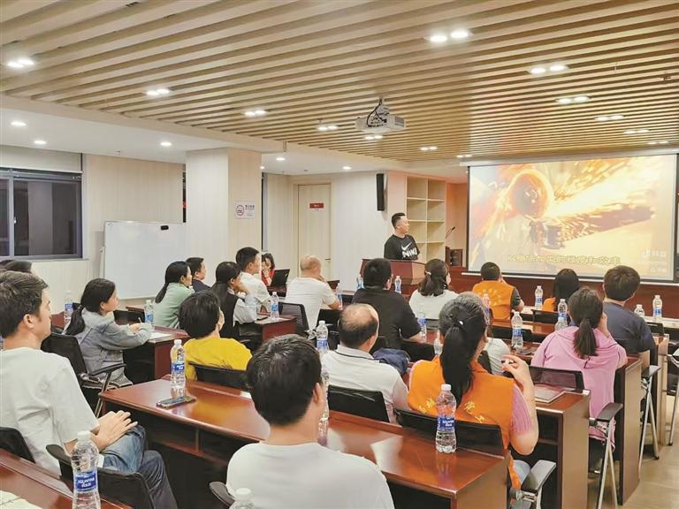 龍華區發布十大特色黨群服務項目